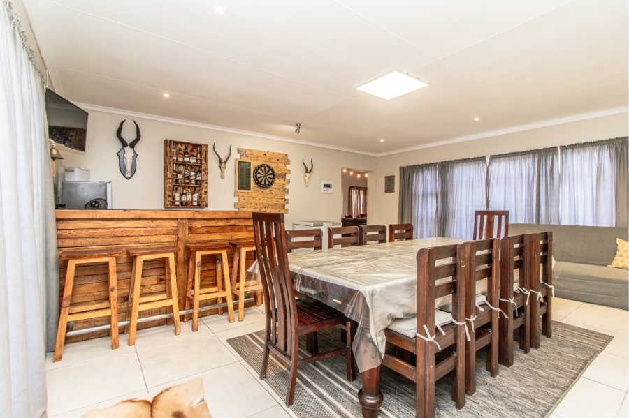 3 Bedroom Property for Sale in Franskraal Western Cape